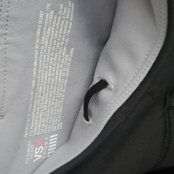 Victoria's Secret Sport Knockout Capri SX - Picture 5 of 7